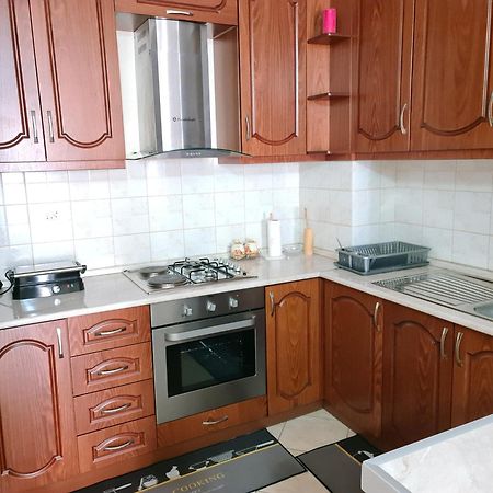 Erin Apartments Vlorë Екстериор снимка