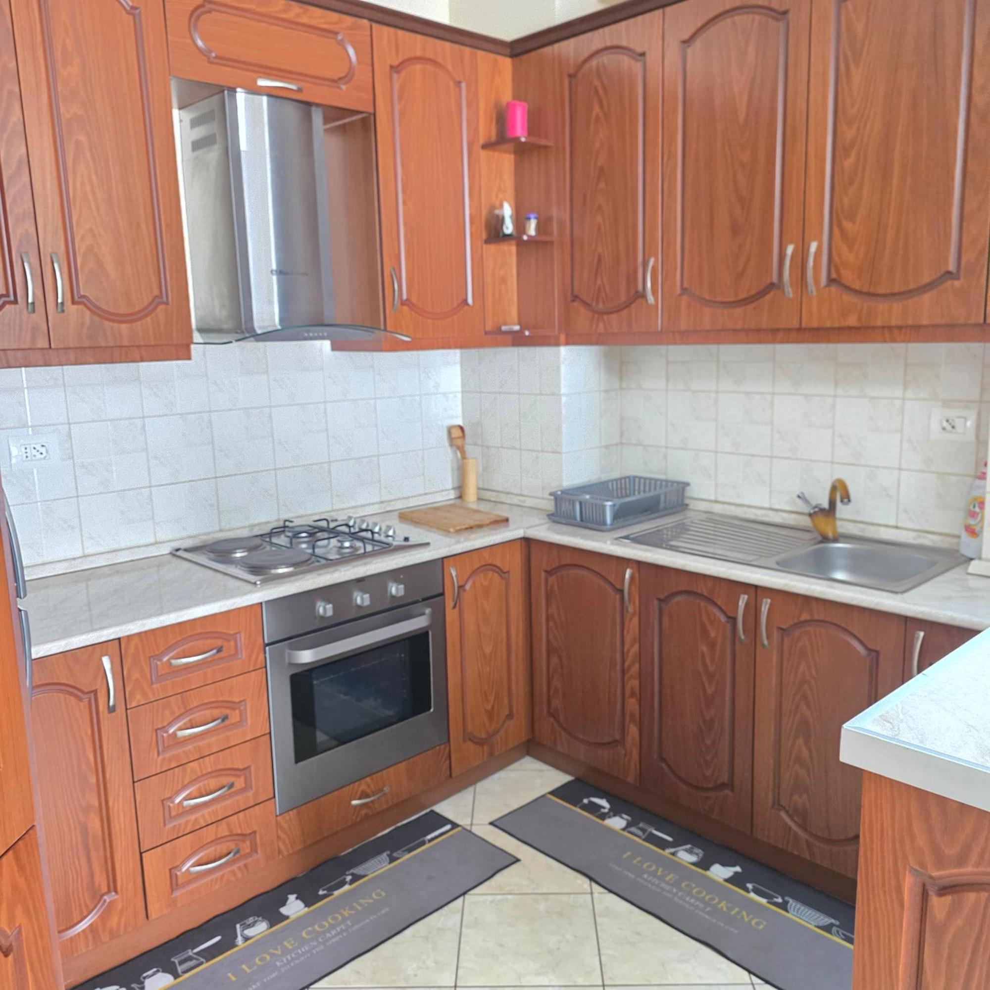 Erin Apartments Vlorë Екстериор снимка
